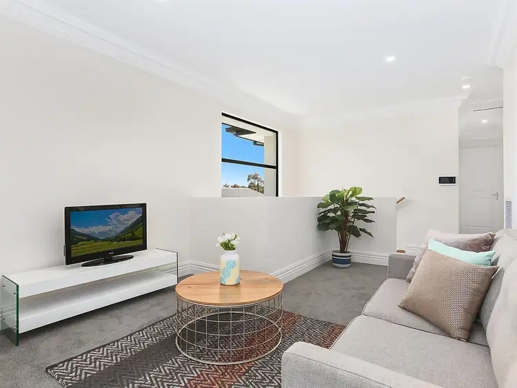 Sixth view of Homely townhouse listing, 1/11 Anthony Drive, Mount Waverley VIC 3149