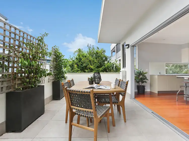 9 Orchard Street, Balmoral QLD 4171
