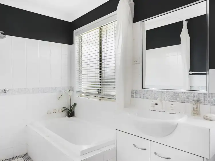 Fourth view of Homely apartment listing, 20/5-7 Old Bangalow Road, Byron Bay NSW 2481