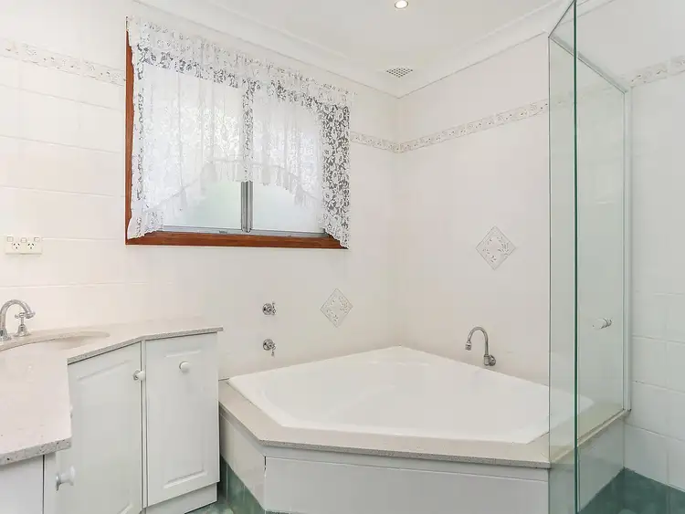 Fourth view of Homely house listing, 2 Oatley Place, Padstow Heights NSW 2211