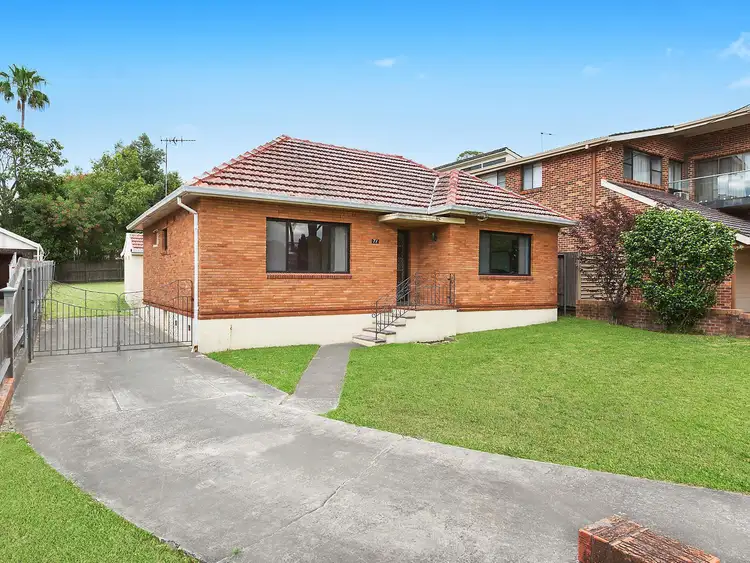 71 Carwar Avenue, Carss Park NSW 2221