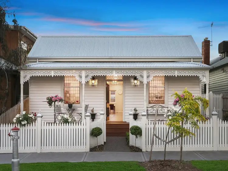 32 Empress Avenue, Kingsville VIC 3012
