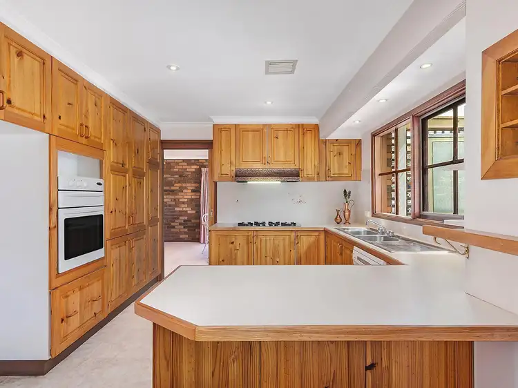 Fourth view of Homely house listing, 5 Falkiner Place, Macarthur ACT 2904