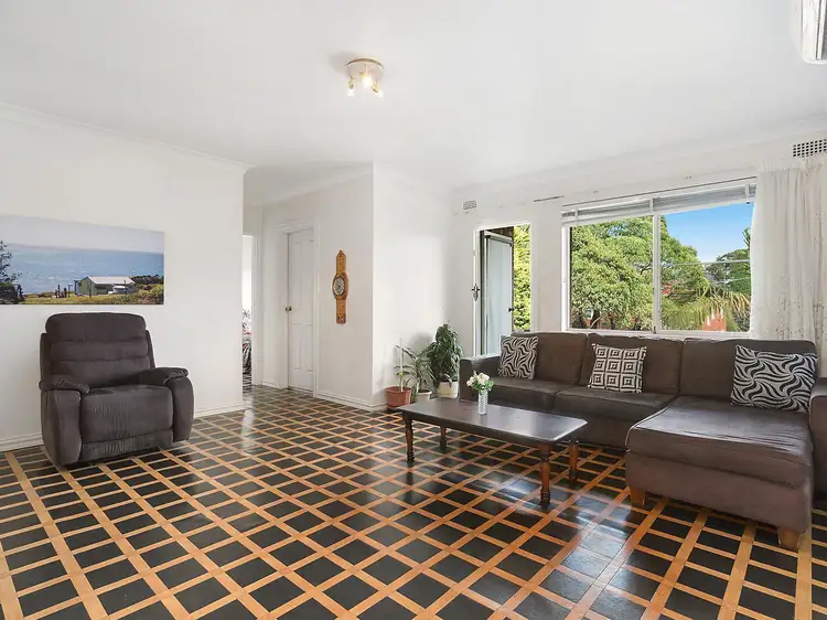 2/3 Woodcourt Street, Marrickville NSW 2204