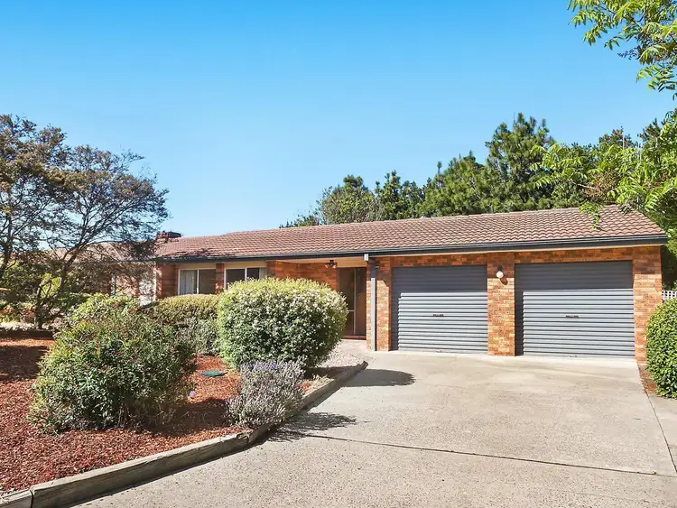 Second view of Homely house listing, 7 Dettmann Close, Isaacs ACT 2607