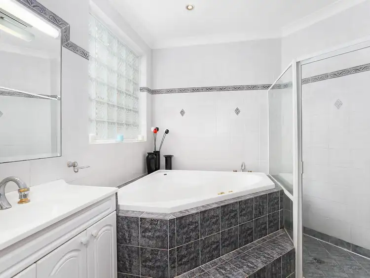 Sixth view of Homely house listing, 17 Kelbrae Close, Castle Hill NSW 2154