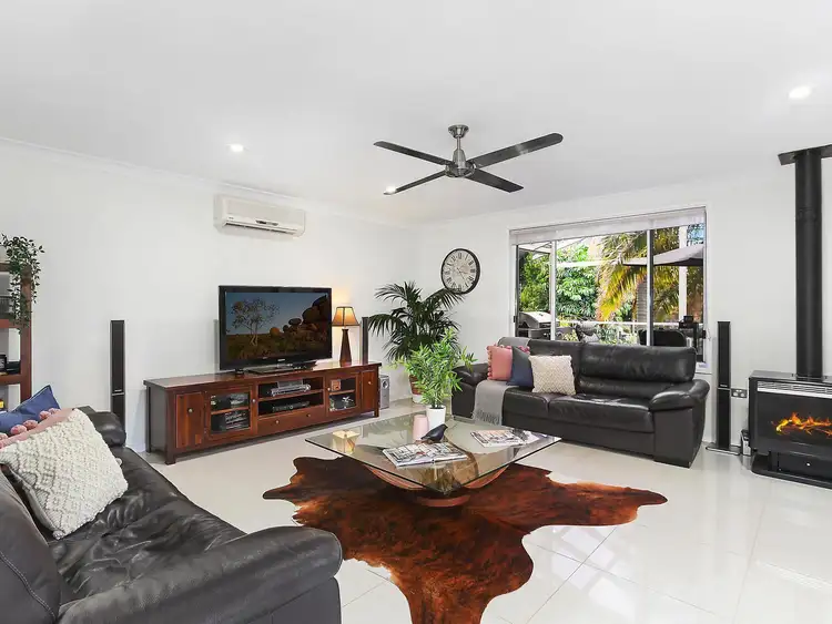 Second view of Homely house listing, 2 Yaringa Road, Castle Hill NSW 2154