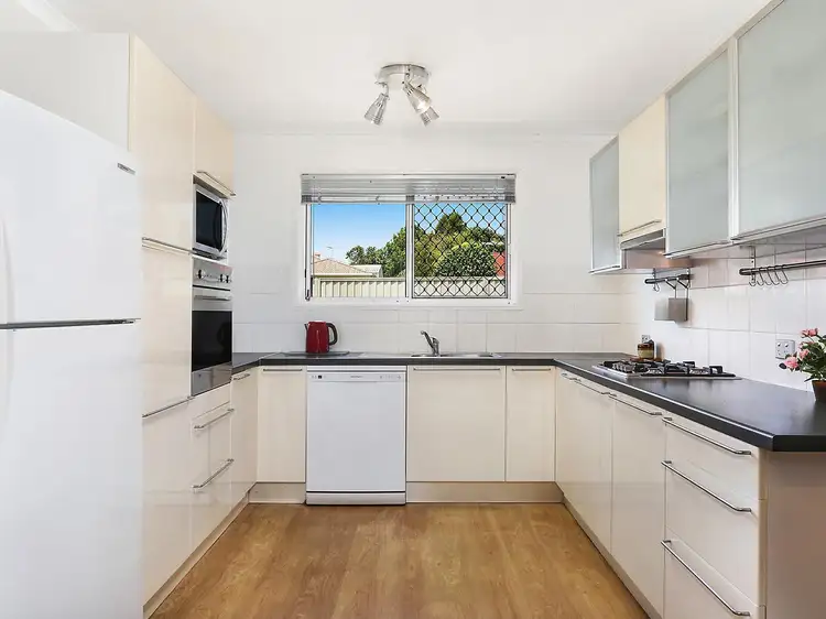 76 Langdon Street, Cleveland QLD 4163