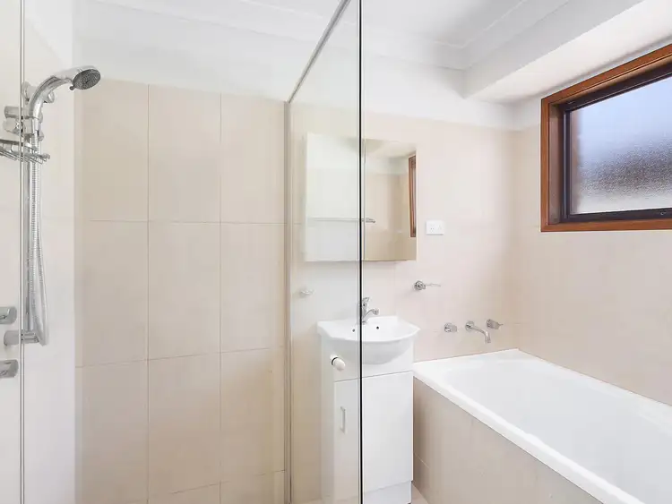 Sixth view of Homely house listing, 180 Cresthaven Avenue, Bateau Bay NSW 2261