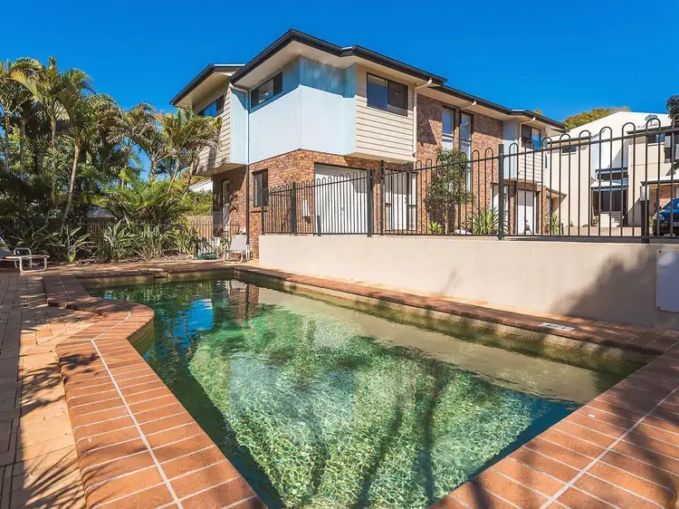 8/9 Beacon Court, Sunrise Beach QLD 4567