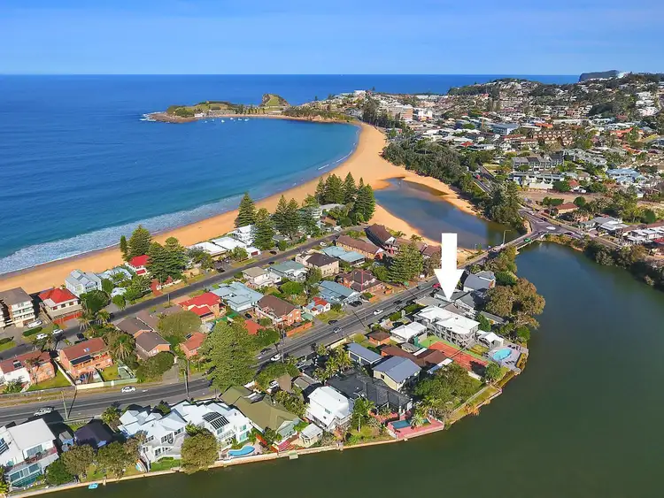 Sixth view of Homely house listing, 8 Ocean View Drive, Wamberal NSW 2260