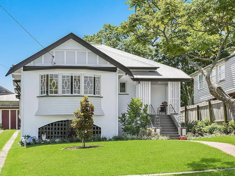 11 Downes Street, Tarragindi QLD 4121