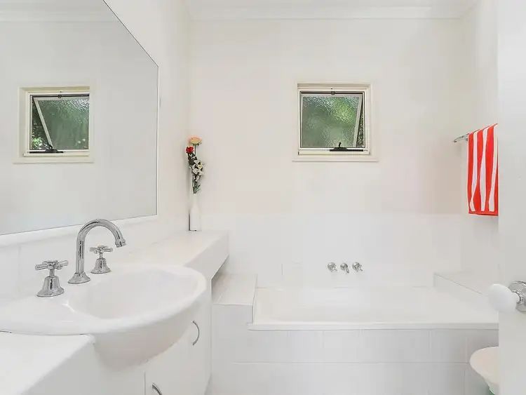 Sixth view of Homely apartment listing, 2/7 Lipton Street, Sunrise Beach QLD 4567