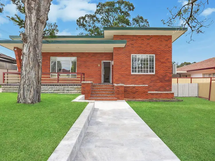 8 Carrington Street, Seven Hills NSW 2147