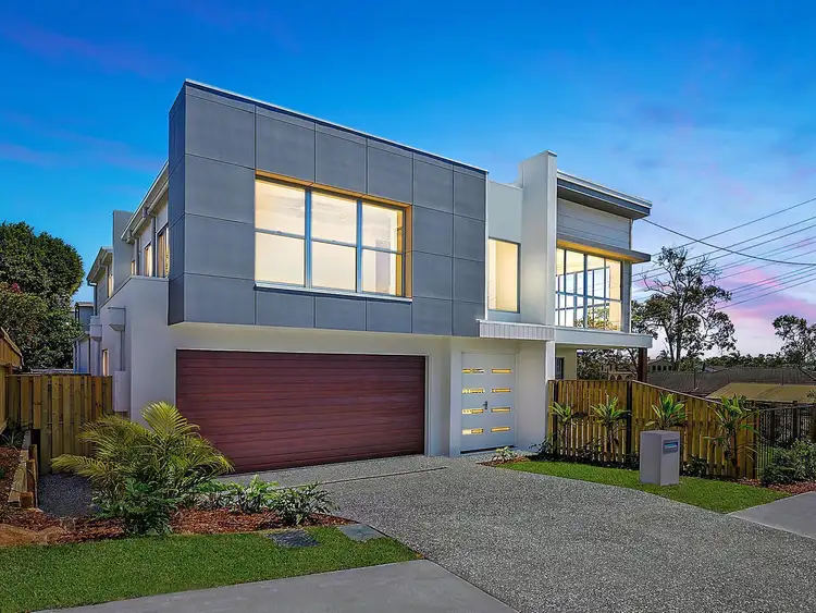 16 Waratah Avenue, Biggera Waters QLD 4216