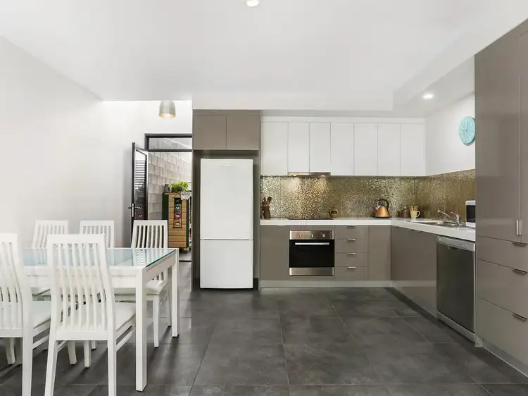 11/60 Hofmann Drive, Noosaville QLD 4566