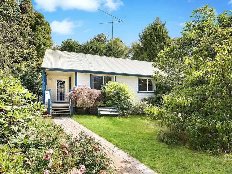 21 Scott Avenue, Leura NSW 2780