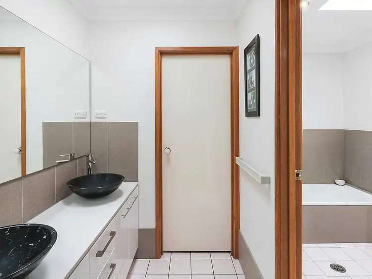Sixth view of Homely house listing, 11 Bimbiang Crescent, Ngunnawal ACT 2913