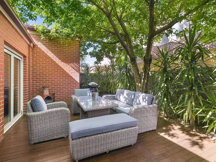 Main view of Homely townhouse listing, 2/32 Bizley Street, Mount Waverley VIC 3149