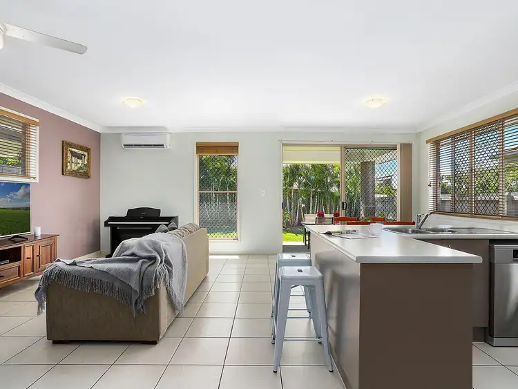 6 Gairdner Street, Caloundra West QLD 4551