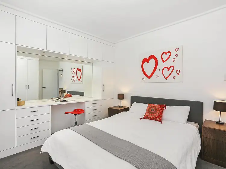 Third view of Homely apartment listing, 6/82 Dee Why Parade, Dee Why NSW 2099