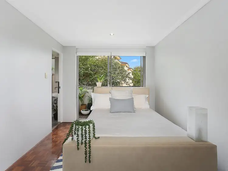 Third view of Homely apartment listing, 5/5 Rocklands Road, Wollstonecraft NSW 2065