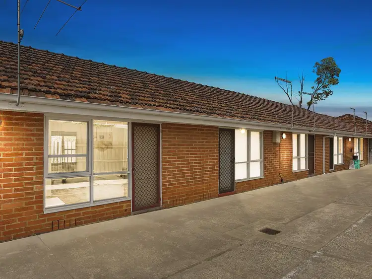 17/6 Garnet Street, Brunswick VIC 3056
