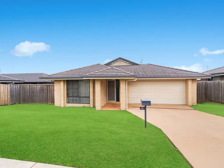 35 Cockatoo Ridge, Aberglasslyn NSW 2320