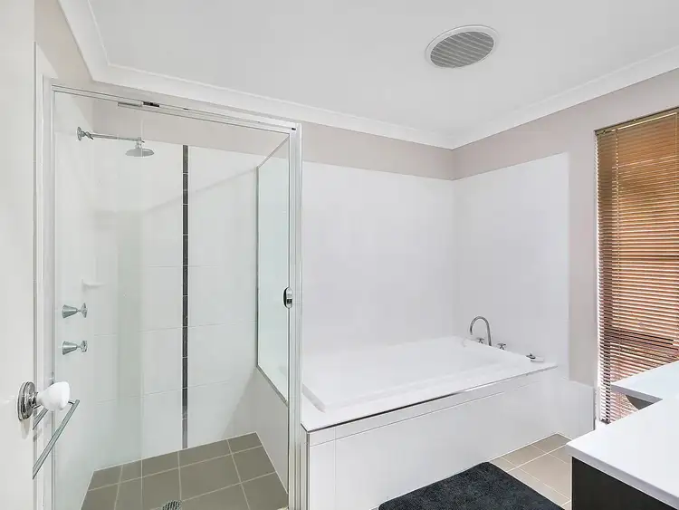 Sixth view of Homely house listing, 19 Diamond Circuit, Rutherford NSW 2320