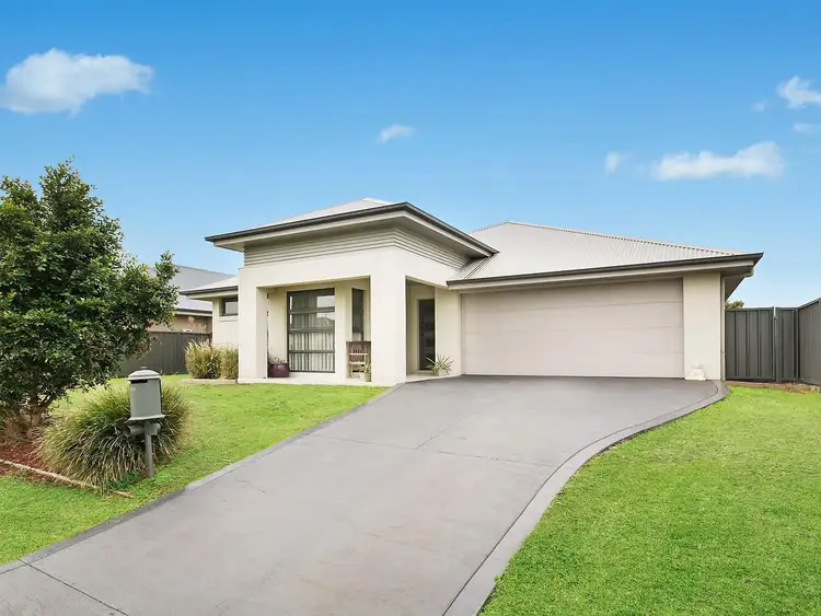 4 Fonda Avenue, Rutherford NSW 2320