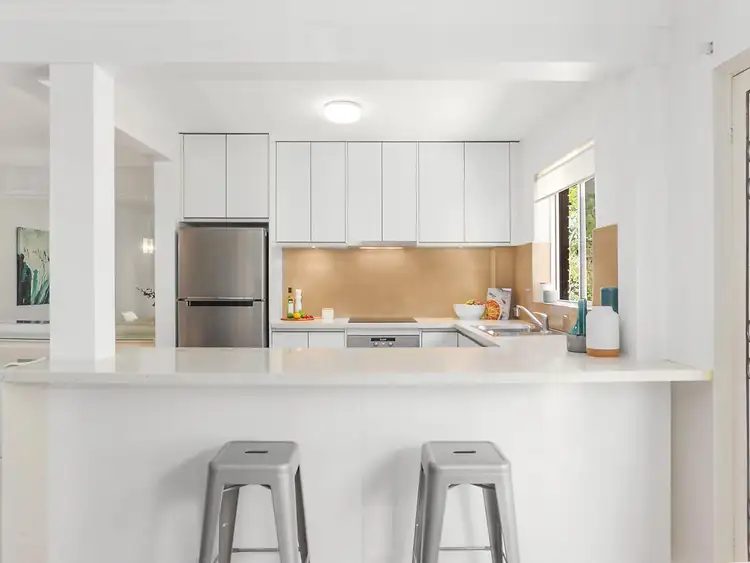 Third view of Homely apartment listing, 2/71 Shirley Road, Wollstonecraft NSW 2065