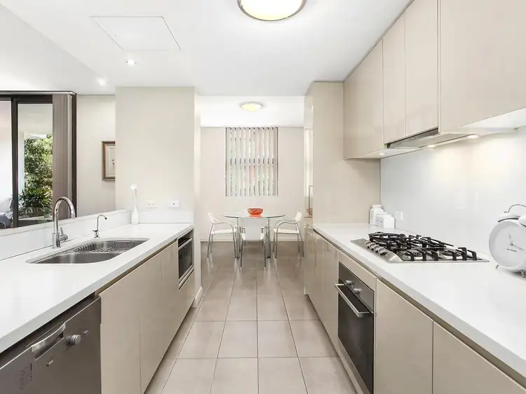 Second view of Homely apartment listing, 28/6 Clydesdale Place, Pymble NSW 2073