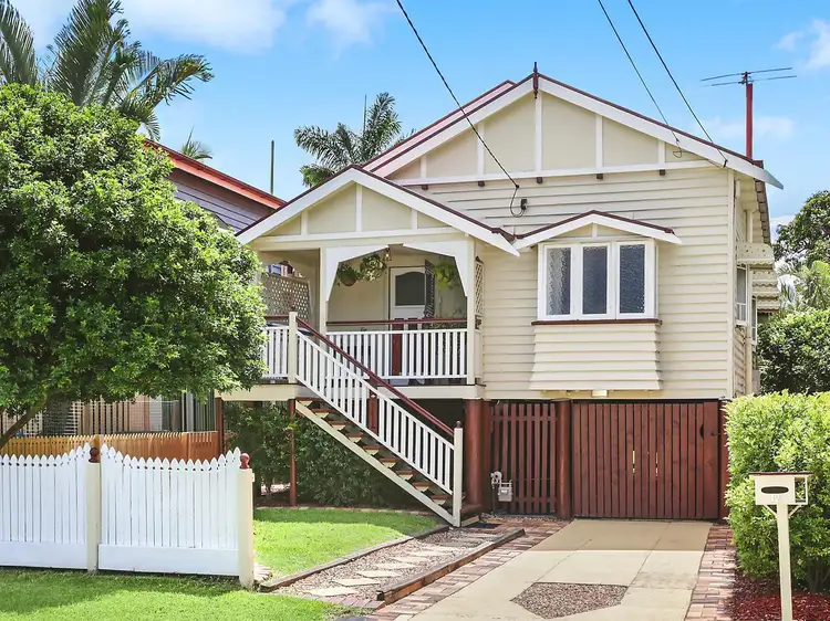 12 Erskine Avenue, Kedron QLD 4031