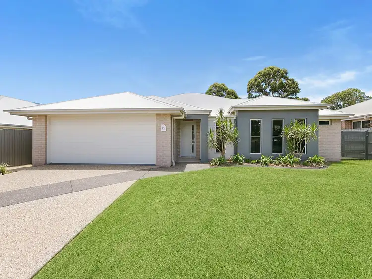 33 Entabeni Drive, Kearneys Spring QLD 4350