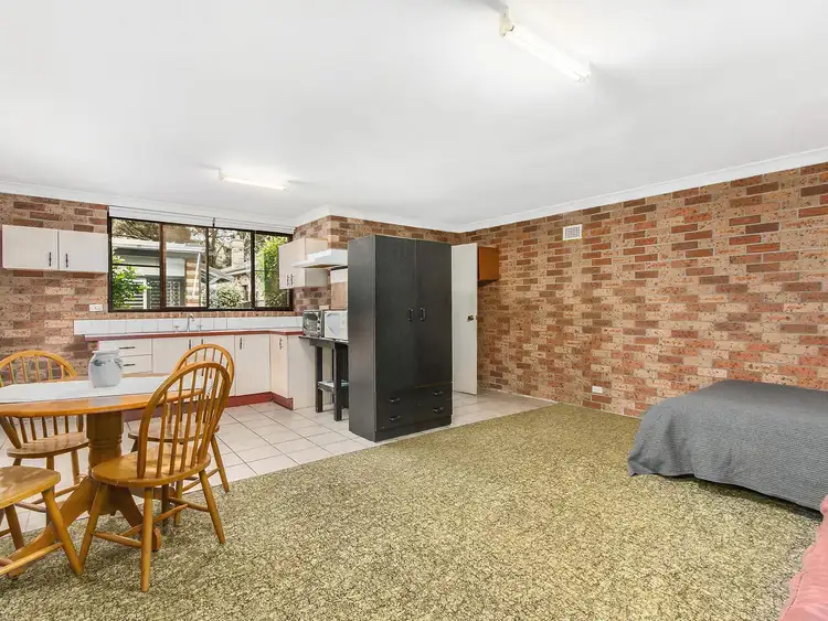 Fifth view of Homely house listing, 32 Mentmore Avenue, Rosebery NSW 2018