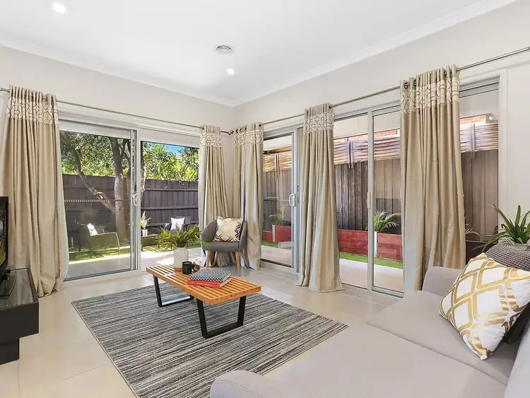 Third view of Homely townhouse listing, 2/336 Huntingdale Road, Mount Waverley VIC 3149