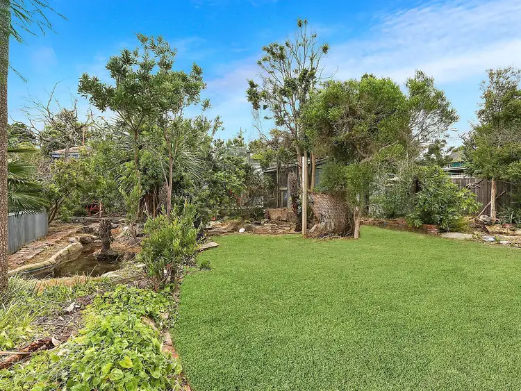 Second view of Homely house listing, 9 Binalong Avenue, Chadstone VIC 3148