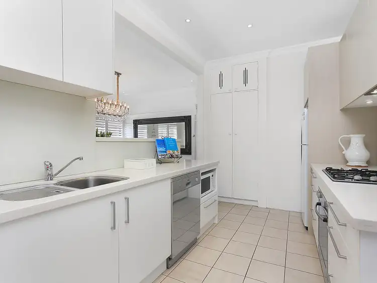 Fifth view of Homely apartment listing, 4/22 Bennett Street, Cremorne NSW 2090