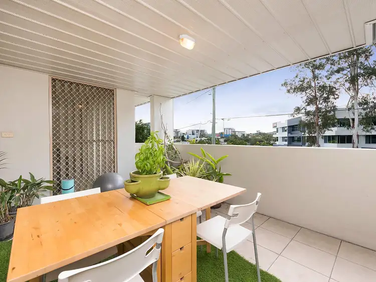 Third view of Homely apartment listing, 2/18 Mascar Street, Upper Mount Gravatt QLD 4122