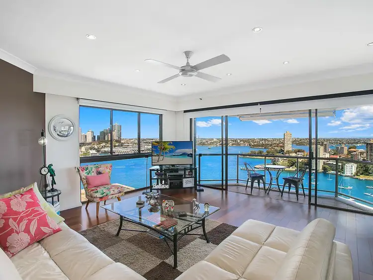 2002/37 Glen Street, Milsons Point NSW 2061