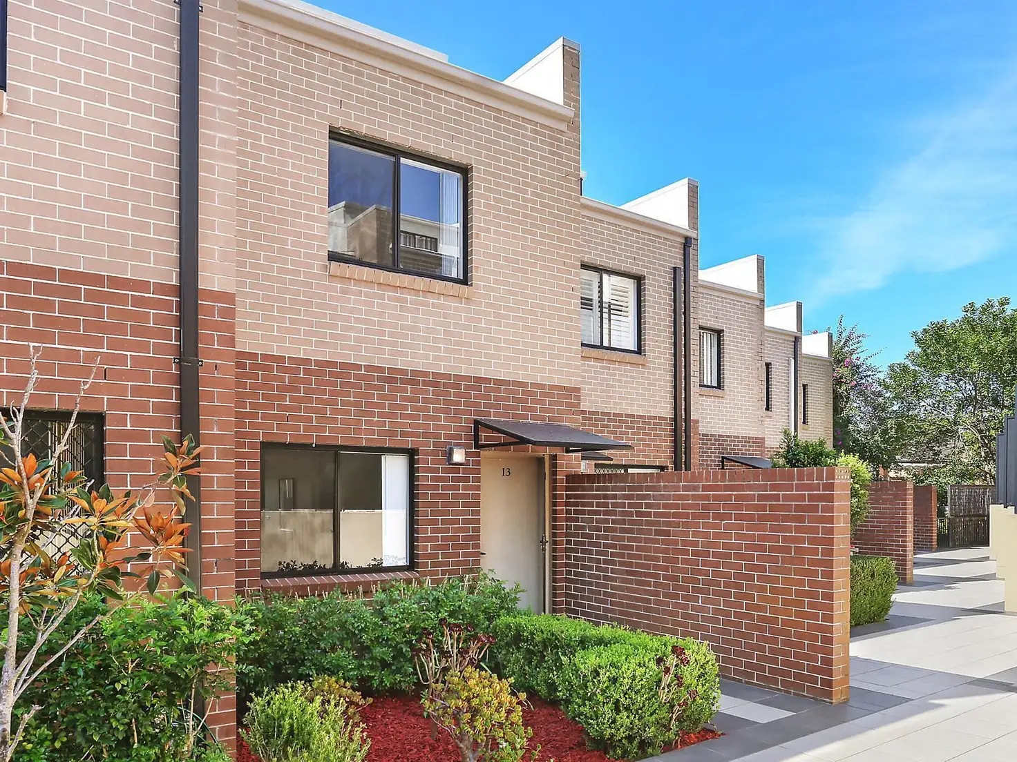 Main view of Homely townhouse listing, 13/18 Connells Point Road, South Hurstville NSW 2221