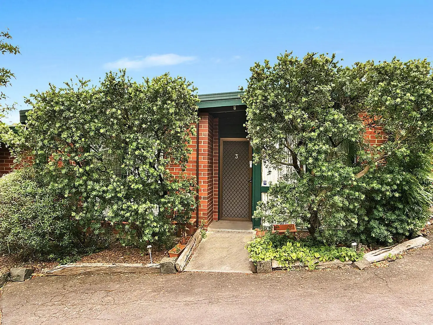 Main view of Homely unit listing, 3/8 Woodside Avenue, Ringwood VIC 3134