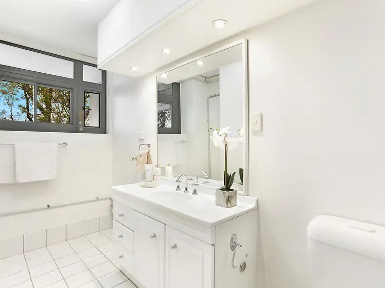 Fifth view of Homely apartment listing, 3G/172 Oxlade Drive, New Farm QLD 4005