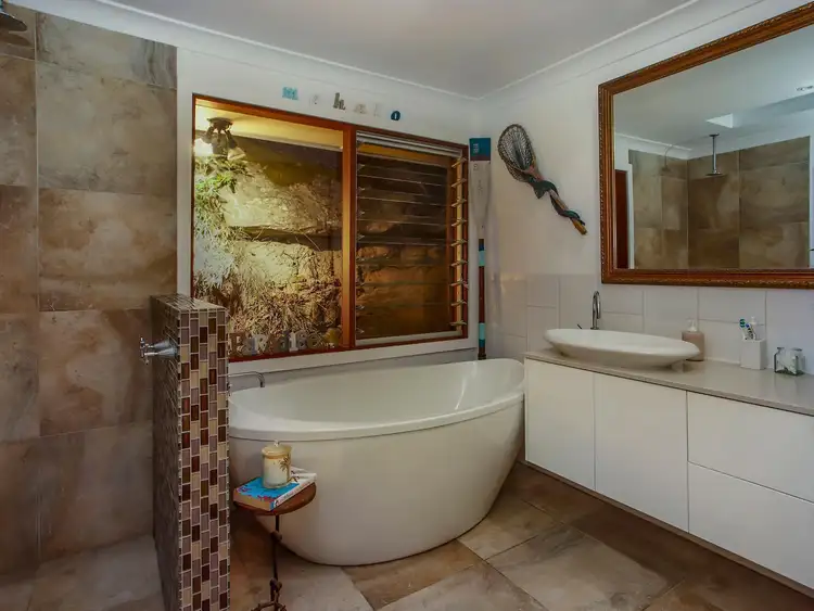Fifth view of Homely house listing, 34 Capua Place, Avalon Beach NSW 2107
