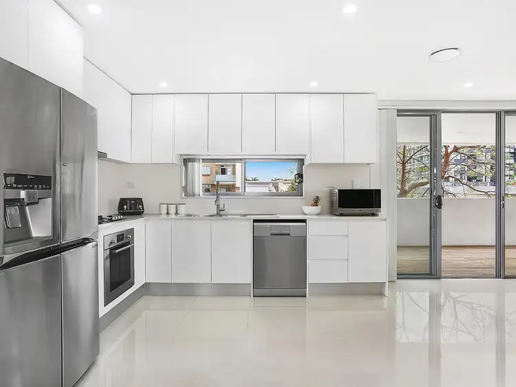 Third view of Homely apartment listing, 6/2 Dillon Street, Ramsgate NSW 2217