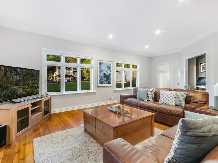 Fourth view of Homely house listing, 5 Lindisfarne Avenue, Croydon VIC 3136