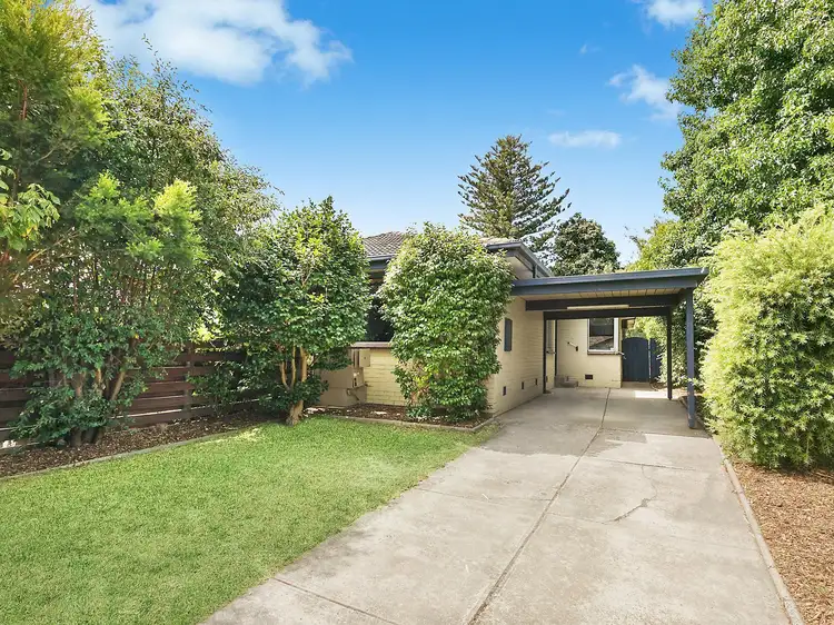 Main view of Homely unit listing, 2/33 Cresswell Crescent, Mitcham VIC 3132