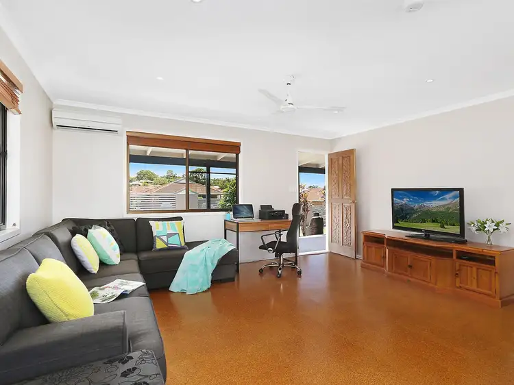Second view of Homely house listing, 11 Albatross Avenue, Aroona QLD 4551