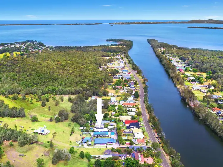 Second view of Homely house listing, 3 Billabong Place, Tacoma NSW 2259
