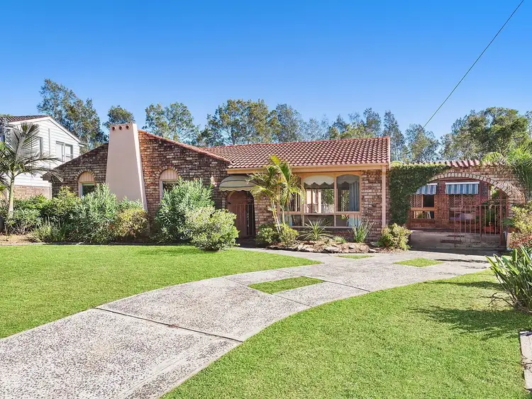 Second view of Homely house listing, 31 Bayline Drive, Point Clare NSW 2250